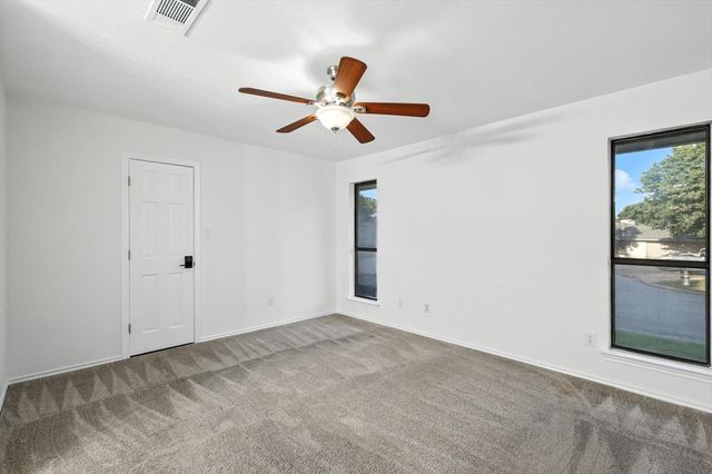 2902 Panhandle Drive, Grapevine, TX 76051
