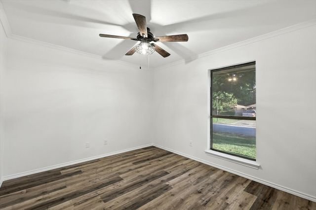 2902 Panhandle Drive, Grapevine, TX 76051