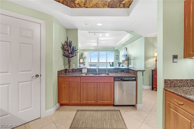 2743 1st ST 2102, Fort Myers, FL 33916