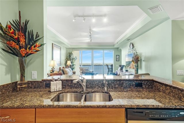 2743 1st ST 2102, Fort Myers, FL 33916