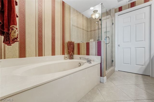 2743 1st ST 2102, Fort Myers, FL 33916