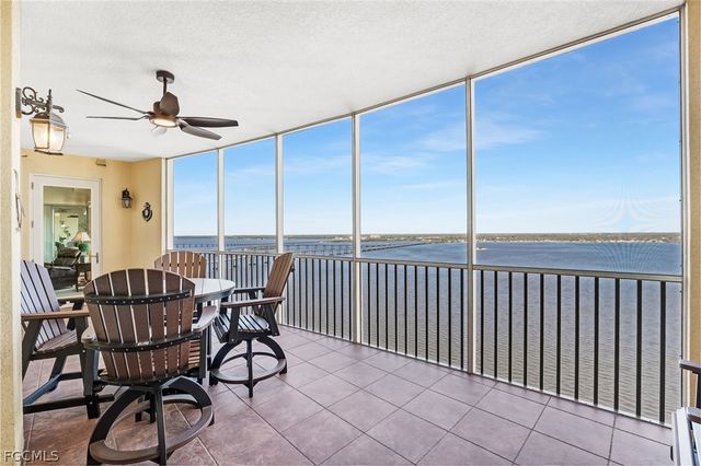 2743 1st ST 2102, Fort Myers, FL 33916