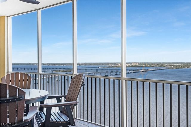 2743 1st ST 2102, Fort Myers, FL 33916