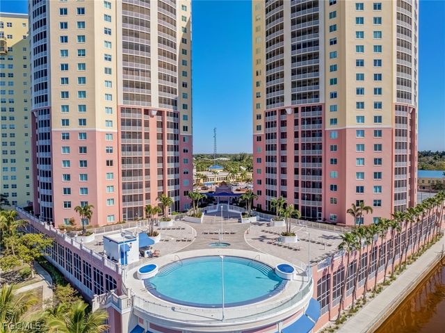 2743 1st ST 2102, Fort Myers, FL 33916