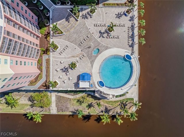 2743 1st ST 2102, Fort Myers, FL 33916