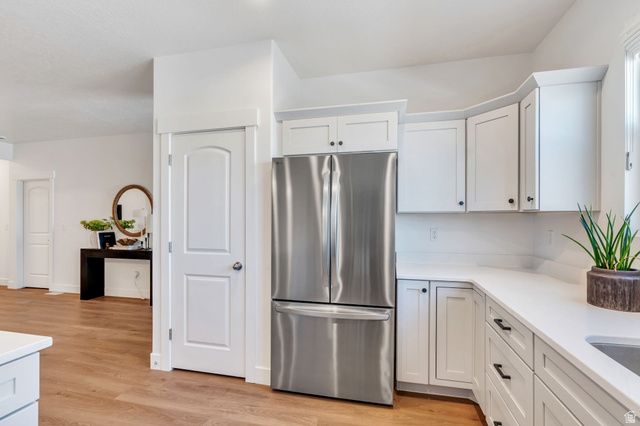 13907 S CANAAN PEAK DR, Herriman, UT 84096