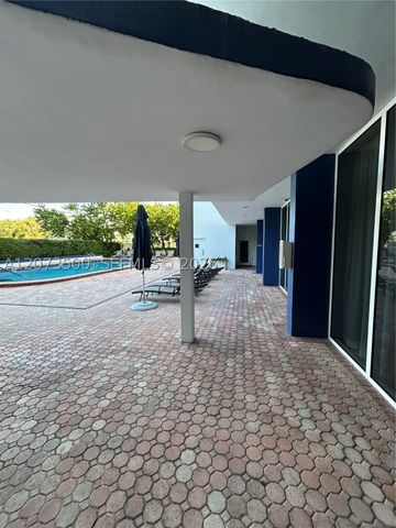 6450 Collins Ave 707, Miami Beach, FL 33141