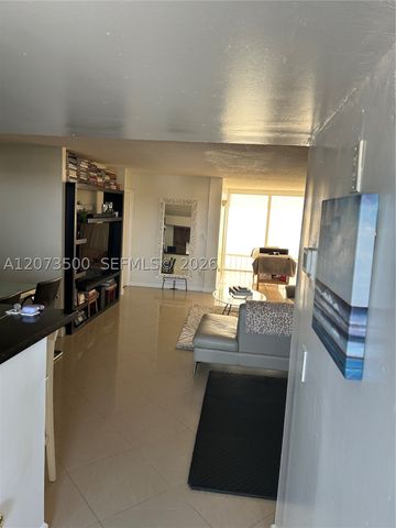 6450 Collins Ave 707, Miami Beach, FL 33141
