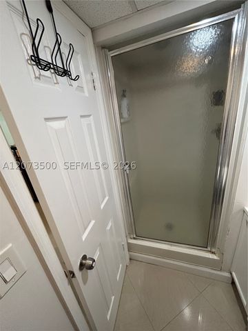 6450 Collins Ave 707, Miami Beach, FL 33141