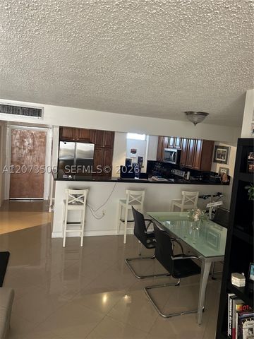 6450 Collins Ave 707, Miami Beach, FL 33141