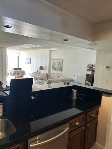 6450 Collins Ave 707, Miami Beach, FL 33141