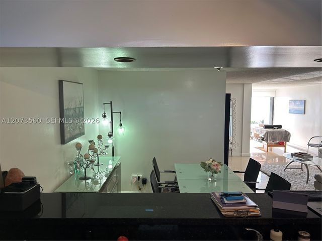 6450 Collins Ave 707, Miami Beach, FL 33141
