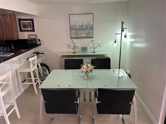6450 Collins Ave 707, Miami Beach, FL 33141