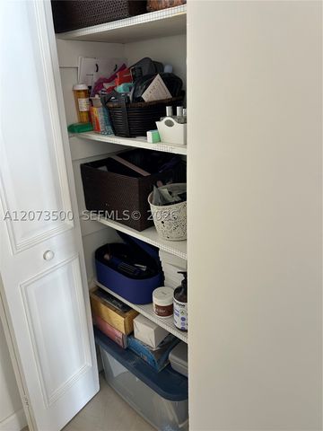 6450 Collins Ave 707, Miami Beach, FL 33141