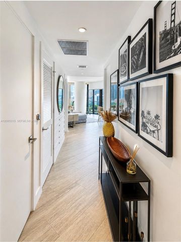 121 NE 34th St 904, Miami, FL 33137