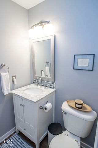 9709 River Oak Lane E, Fishers, IN 46038