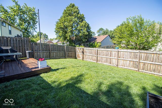 9709 River Oak Lane E, Fishers, IN 46038