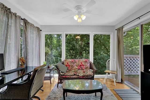 1004 Vicksburg Place, Atlanta, GA 30350