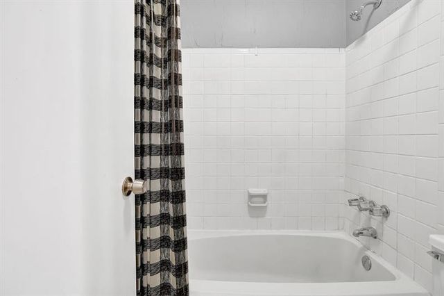 1004 Vicksburg Place, Atlanta, GA 30350