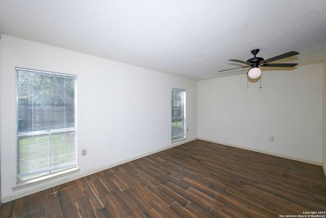 12418 Bret Springs St, San Antonio, TX 78233