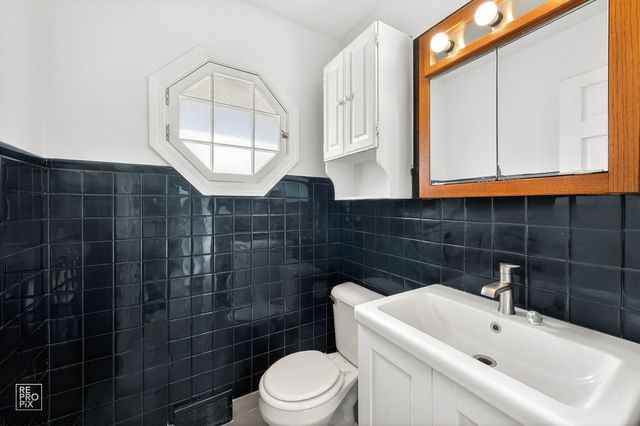 304 E Golf Road, Mount Prospect, IL 60056