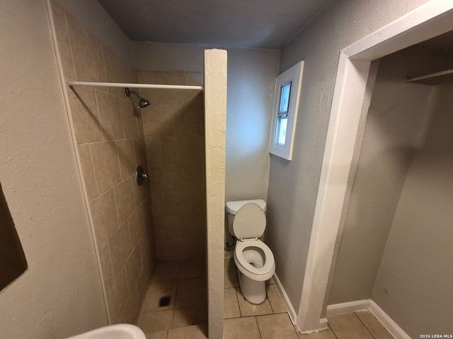 115 Caldwell St Apt 8, San Antonio, TX 78223