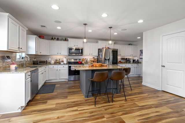 2115 Alden Drive, Dalzell, SC 29040