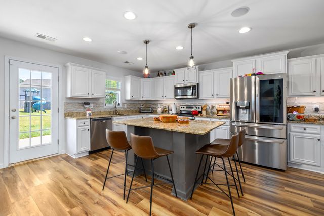 2115 Alden Drive, Dalzell, SC 29040