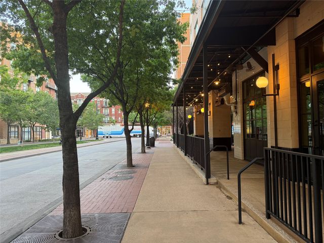 3901 Travis Street 121, Dallas, TX 75204