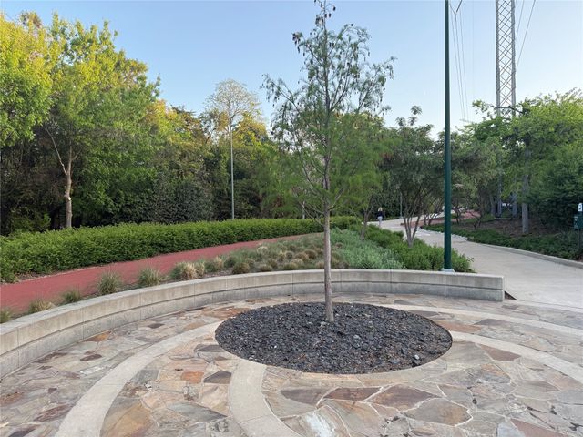 3901 Travis Street 121, Dallas, TX 75204