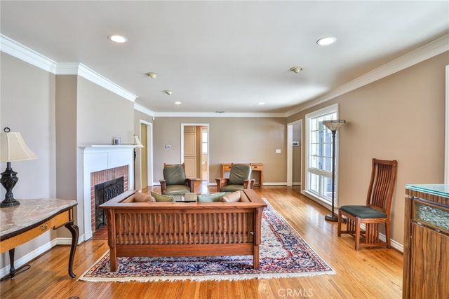 579 E Sierra Madre, Azusa, CA 91702