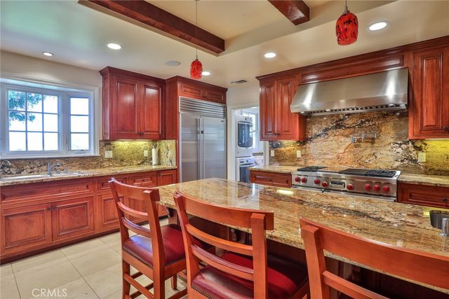 579 E Sierra Madre, Azusa, CA 91702