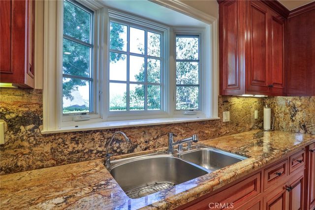 579 E Sierra Madre, Azusa, CA 91702