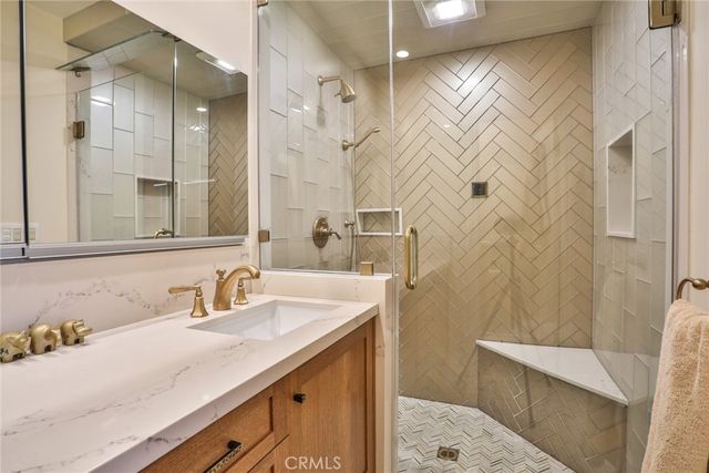 579 E Sierra Madre, Azusa, CA 91702