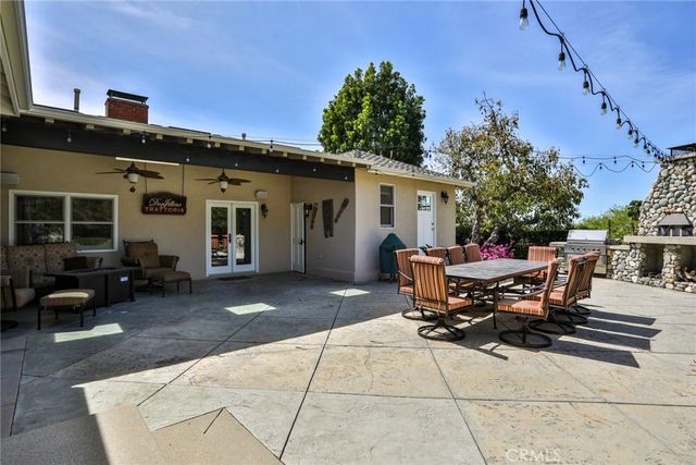 579 E Sierra Madre, Azusa, CA 91702