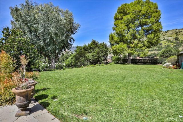 579 E Sierra Madre, Azusa, CA 91702