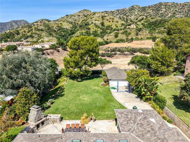 579 E Sierra Madre, Azusa, CA 91702