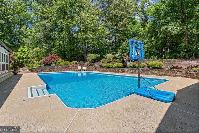360 Old Mountain Road, Powder Springs, GA 30127