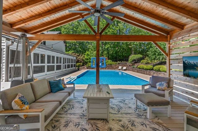 360 Old Mountain Road, Powder Springs, GA 30127