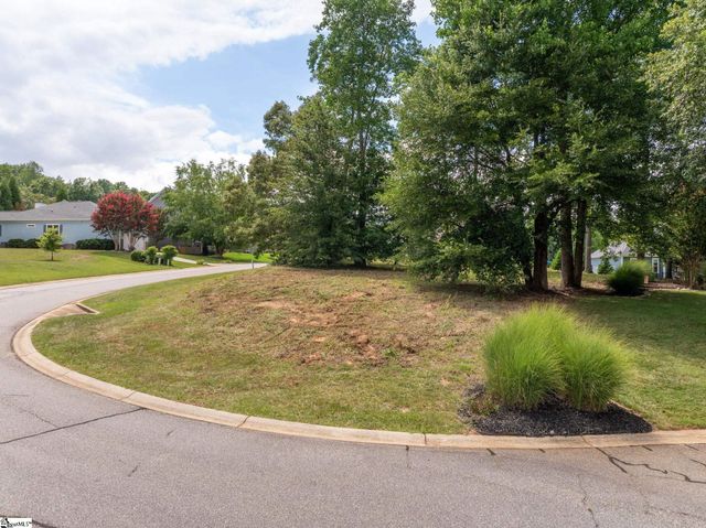 211 Lord Byron Drive, Travelers Rest, SC 29690