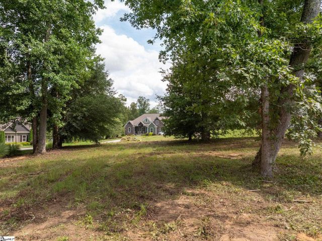 211 Lord Byron Drive, Travelers Rest, SC 29690