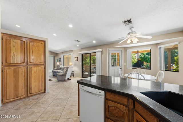 2696 LEISURE WORLD --, Mesa, AZ 85206