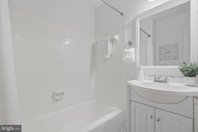 2938 ESPANA CT, Fairfax, VA 22031