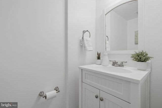 2938 ESPANA CT, Fairfax, VA 22031