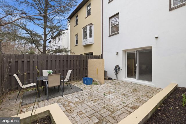 2938 ESPANA CT, Fairfax, VA 22031