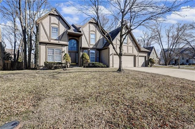 13009 Caenen Street, Overland Park, KS 66213