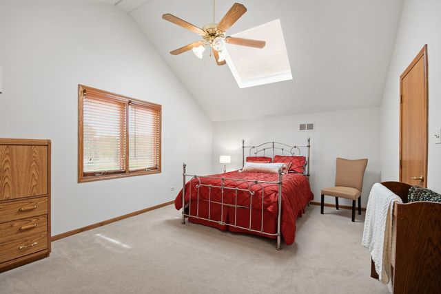 1223 Leinster Drive, Lemont, IL 60439