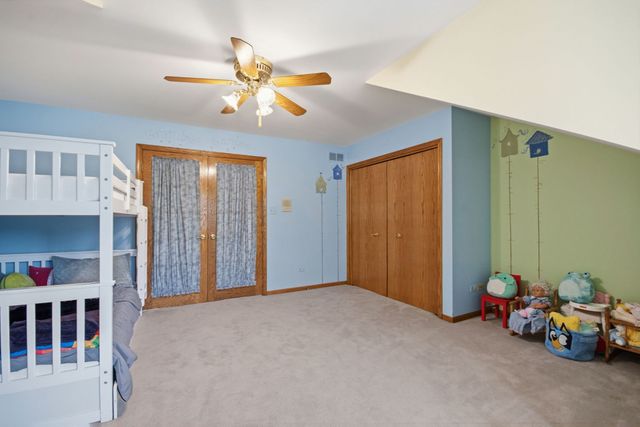 1223 Leinster Drive, Lemont, IL 60439