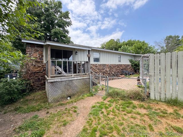110 Brewer Avenue, Tahlequah, OK 74464