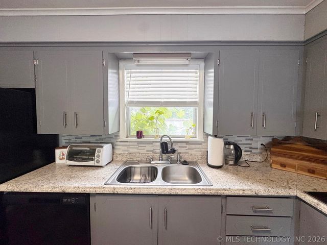 110 Brewer Avenue, Tahlequah, OK 74464